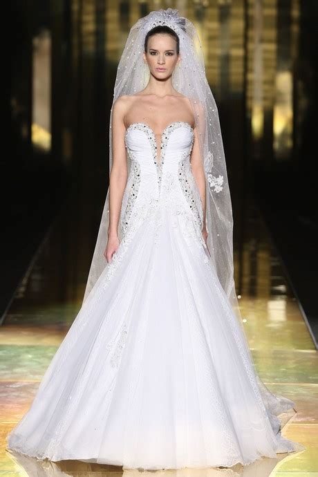 versace sposa 2017|Full Show: Versace .